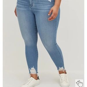 Torrid Bombshell Skinny Jeans